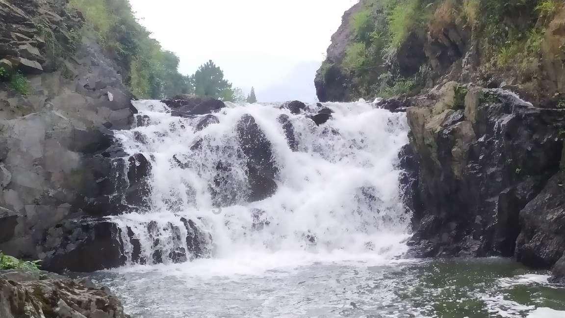 许凯空降粉丝群安慰粉丝，劝粉丝不要乱花钱，你对此怎么看？游戏画面